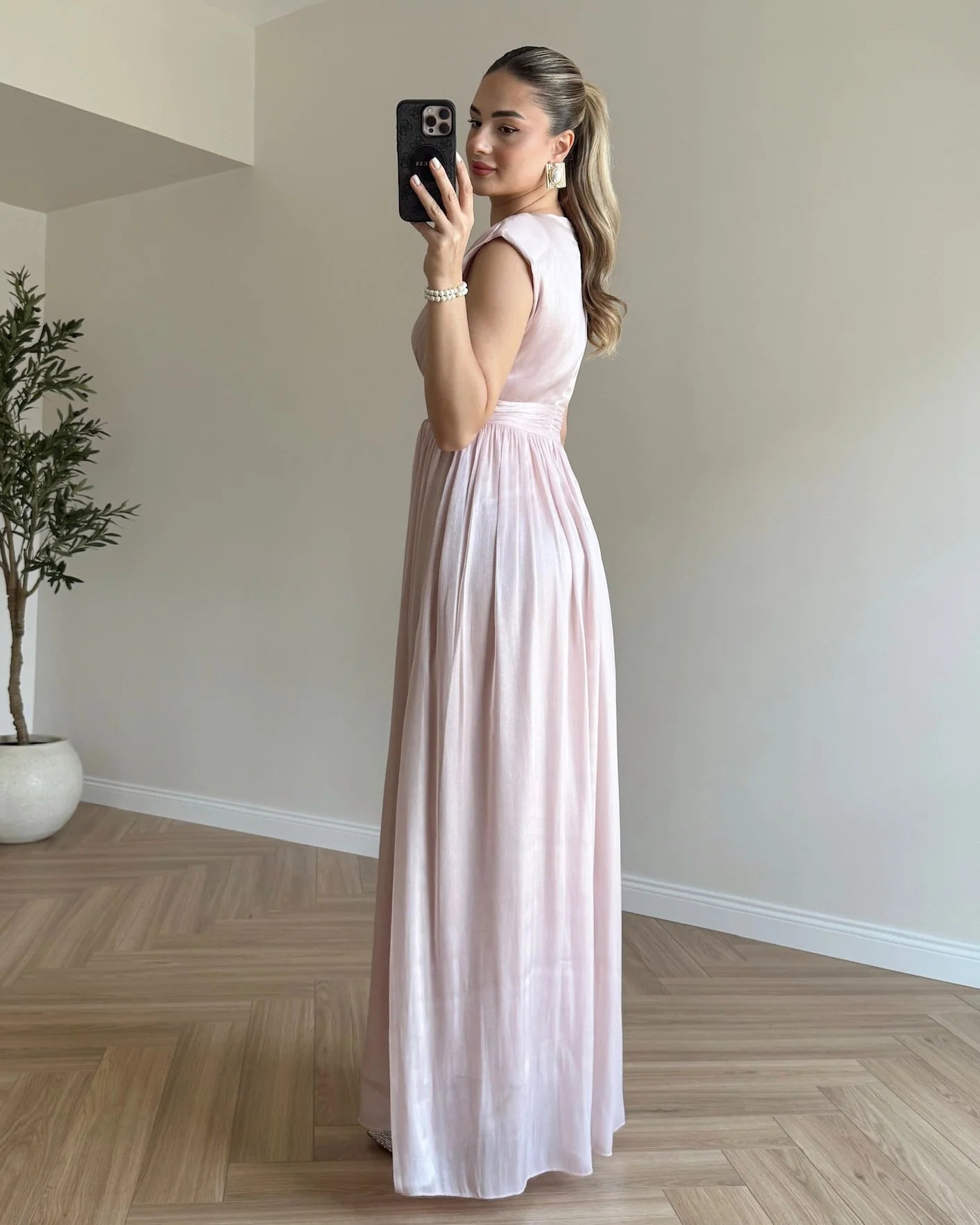 Elaria Dress