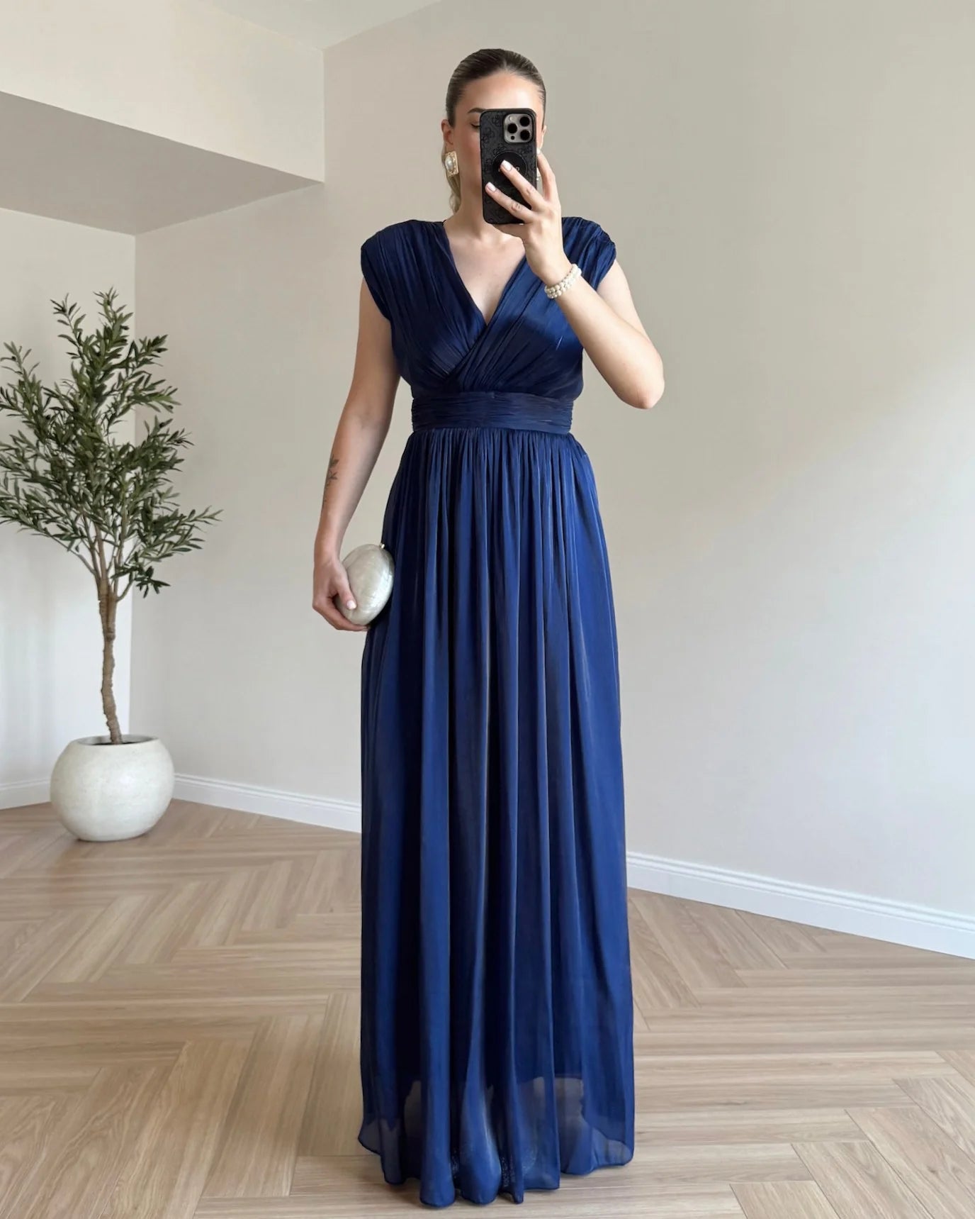 Elaria Dress